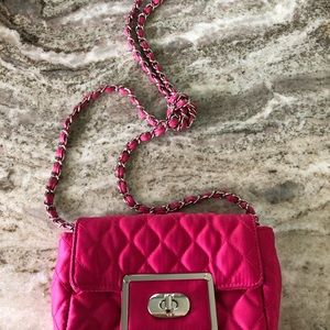 VS Pink - hot pink chain pocketbook